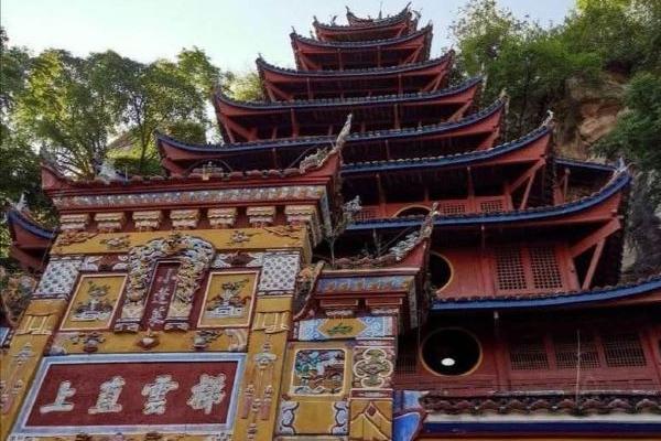 重庆忠县石宝镇石宝寨门票价格及交通地址和游玩攻略